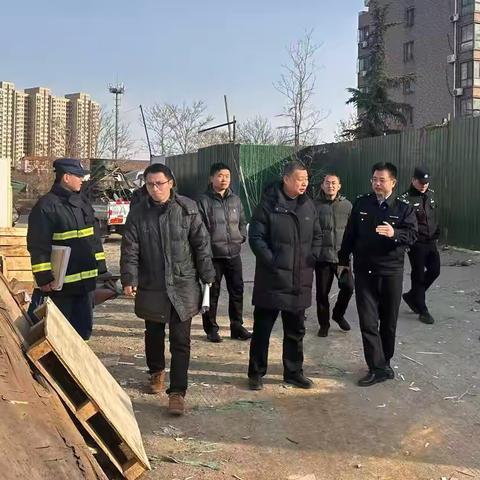 药山街道联合多方力量深入开展烟花爆竹“打非治违”专项行动（六）