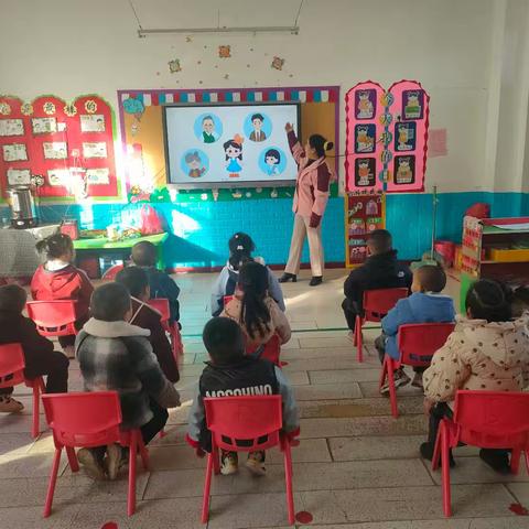 【课程故事】感恩有你，与爱同行——东宫城幼儿园感恩节活动