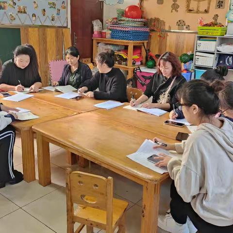 “伴”日相约，“幼”见成长