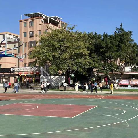活力校园，绳彩飞扬