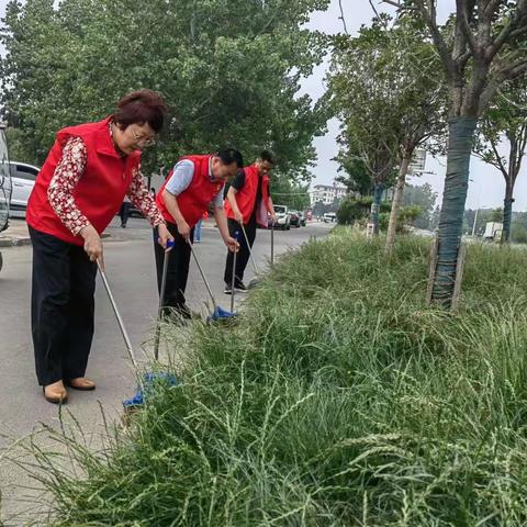 郭爱珍参加武功乡“周四志愿服务日”活动