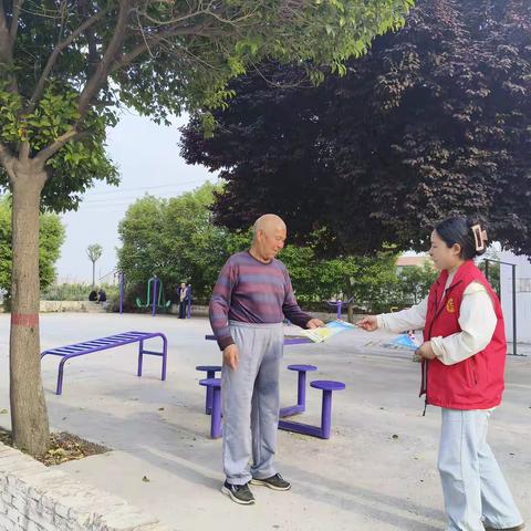 孝义街道龙尾村开展垃圾分类宣传活动