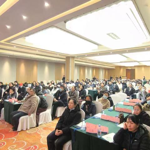 安阳分行联合建信人寿成功举办“政策解读与趋势洞察”高客投教活动