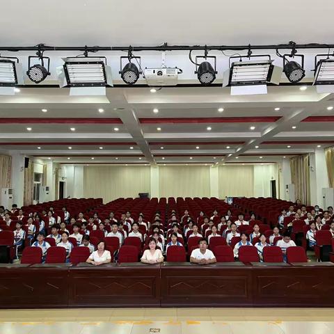 [海口一中组宣部]2024—2025学第二学年度总结大会