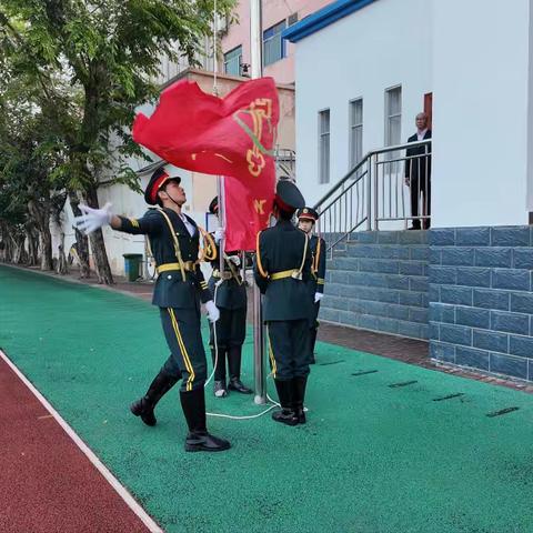【海口一中组宣部】海口一中学第15周升旗仪式
