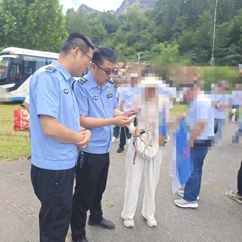 普法走进景区  让“游”法可依