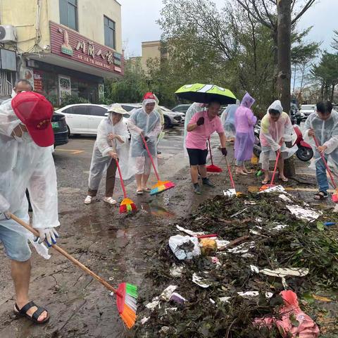 微光闪耀，彰显担当——文昌市华侨中学党委开展灾后党员志愿者服务活动（一）