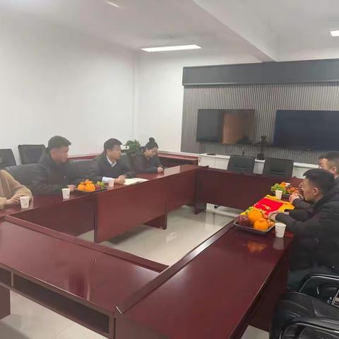 架通信息连心路 护航发展暖民心