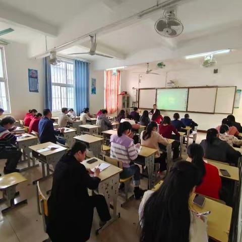 数字赋能：开启教师成长新航道——平南县大新镇安福小学“国培计划”返岗二次培训