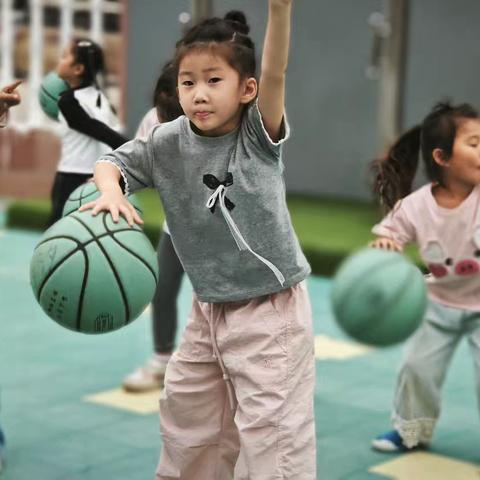 全能宝贝幼儿园——小篮球大梦想