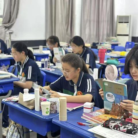 青春逐梦正当时！看高一15班如何点燃期末备考“热血引擎”