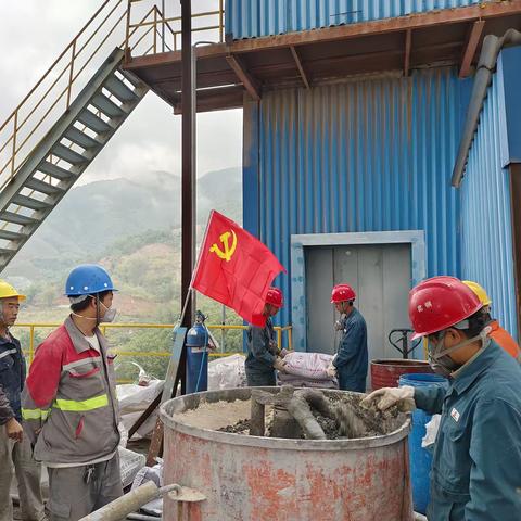 检修系列报道十一：向奋战在检修一线的工人致敬!