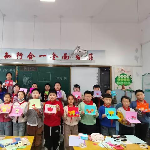小小贺卡，满满恩情——新安小学“三八节”感恩贺卡制作活动