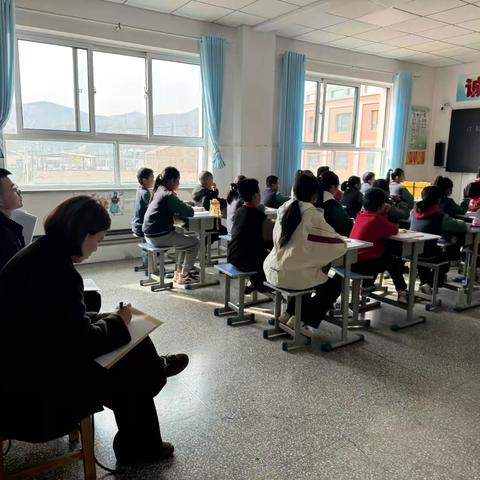 教研督导助成长 携手帮扶亮风采 ‍ ———2024-2025学年十里店小学、崖川小学一体化办学督导帮扶活动