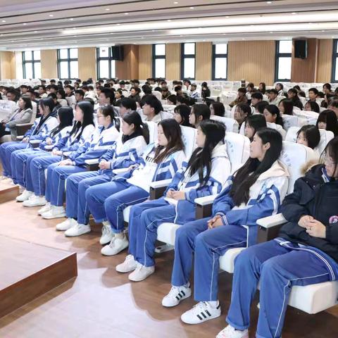 技能铸就梦想 竞赛点亮未来——信息技术系技能人才选拔动员大会