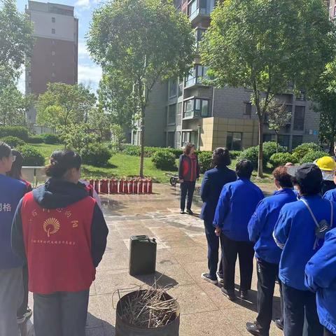 开展消防应急演练 筑牢消防安全“防火墙”