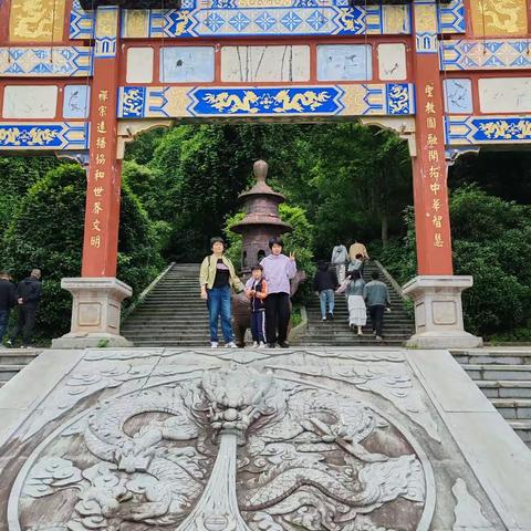 五一游西风禅寺西风洞