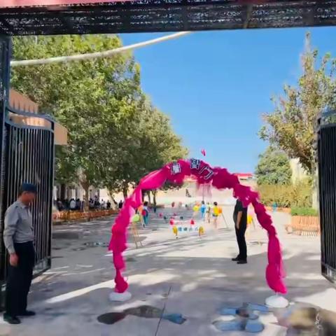 “把未来点亮”—喀什市多来特巴格乡7村小学一年级入学仪式