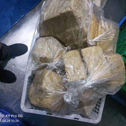 李艳菊的简篇