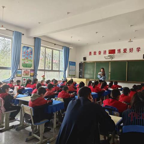 “英”你精彩，“语”你成长—癿藏学区桥头小学英语教研活动