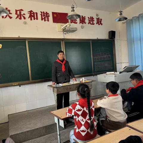 安丰乡市热电希望小学开展“银龄同心 添彩安阳”主题活动