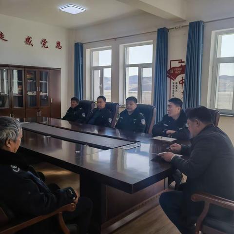 门德沟林场召开清明节期间森林防火调度会