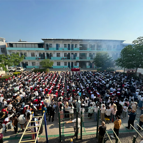 荣誉激励奋进，榜样领航前行——骑岭乡安洼中学2023-2024学年下学期期中考试表彰大会