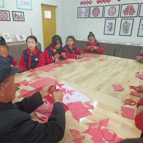 缤纷社团，团聚青春——明德中心小学社团活动剪影