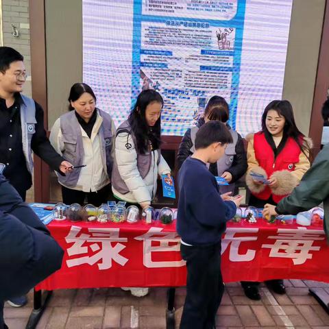 大明湖街道开展扫黑除恶宣传活动