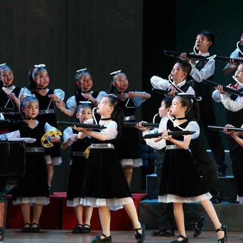 【全环境立德树人】第八小学口风琴乐团风采展示——口风琴合奏《巡逻兵进行曲》