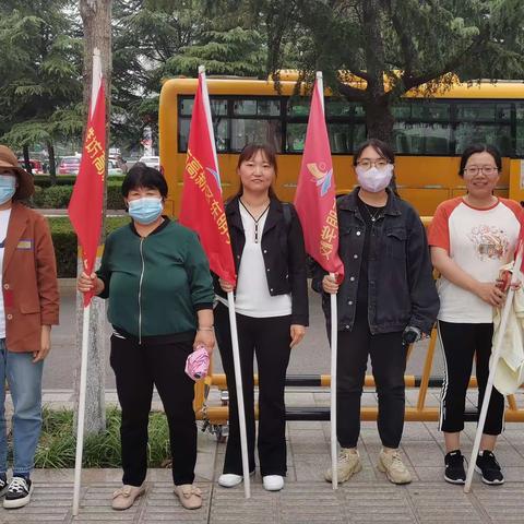 文明劝导，爱心护航