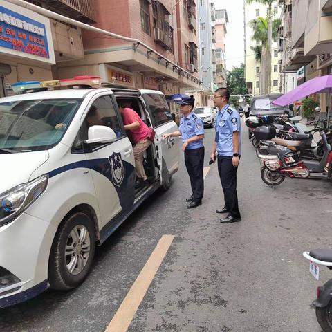 (快采快报）观湖街道松元厦社区网格员协助民警成功抓获一名在逃嫌疑人