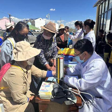 弘扬中藏医药文化，共享健康生活—优干宁镇卫生院开展中藏医药健康科普活动