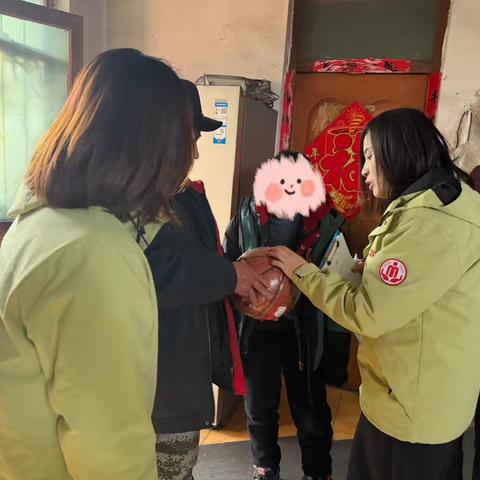 点亮微心愿，温情伴成长——为困境儿童实现心愿