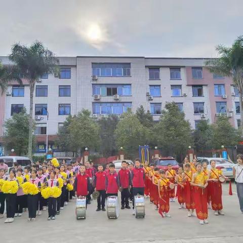 送军远行，同心筑梦 ——大田县太华中心小学仪仗队欢送新兵活动