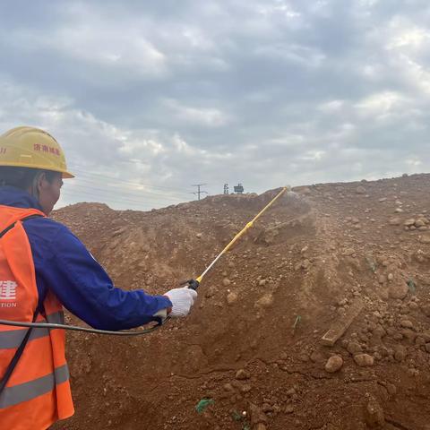 城建二公司轨道4号线—扬尘治理新方法-抑尘剂