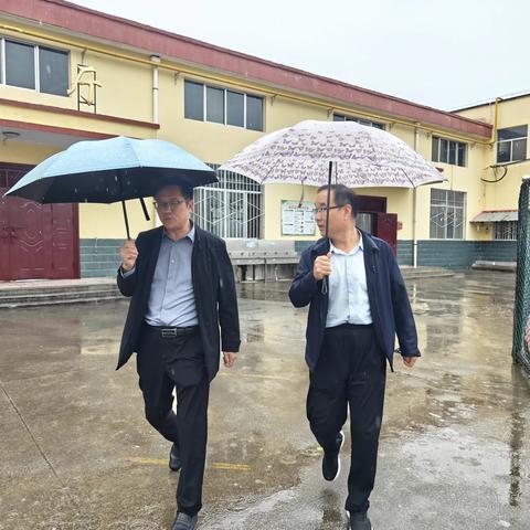 行知三中：护航师生餐桌，保障舌尖安全