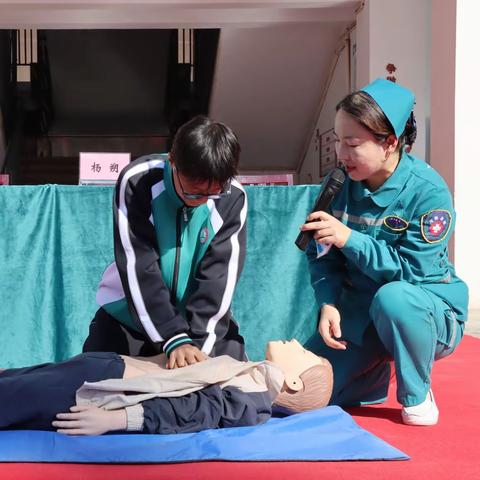 行知三中：急救知识培训，守护生命安全——开展急救知识培训