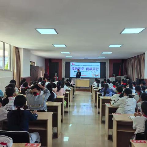 “守护花季，向阳生长”青春期健康护航行动——高仓中学开展“青春期保健”公益健康课