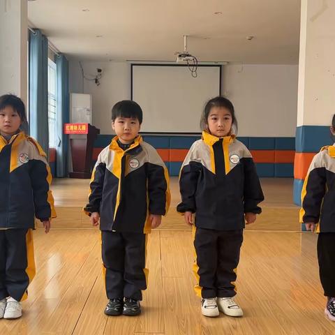 红湘幼儿园口才兴趣班汇报展示