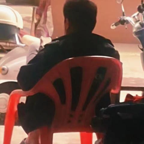 那些藏在背影里的故事