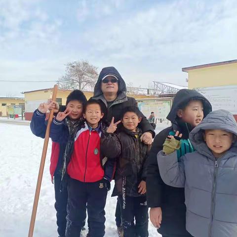 一场关于雪的邂逅——田庙小学打雪仗活动纪实