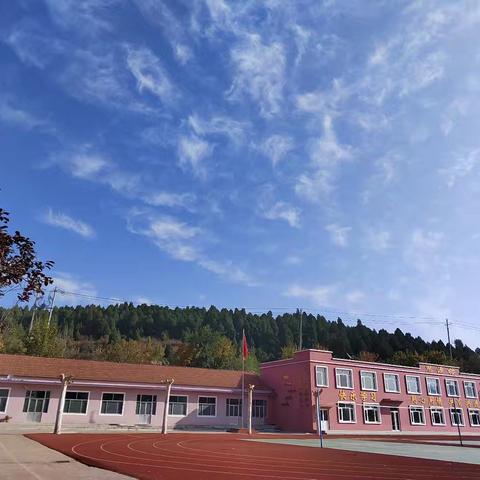 青州市庙子小学开展家长课程五步教研研讨部署会议