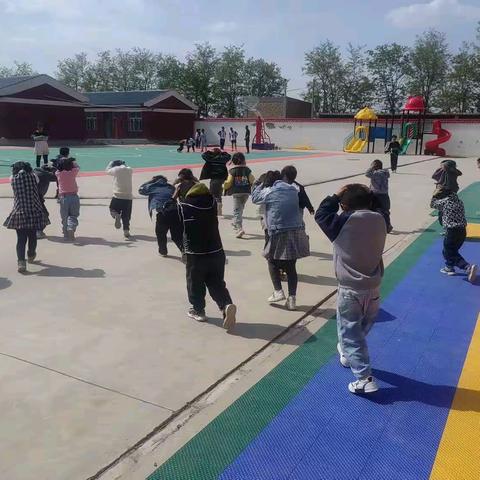 红岸幼儿园寒假安全教育和防地震演练活动