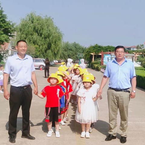 花开有时，衔接有度，---向城镇中心幼儿园幼小衔接参观中心小学活动