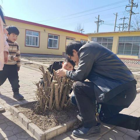 梁泡完全小学——开心的劳动课！