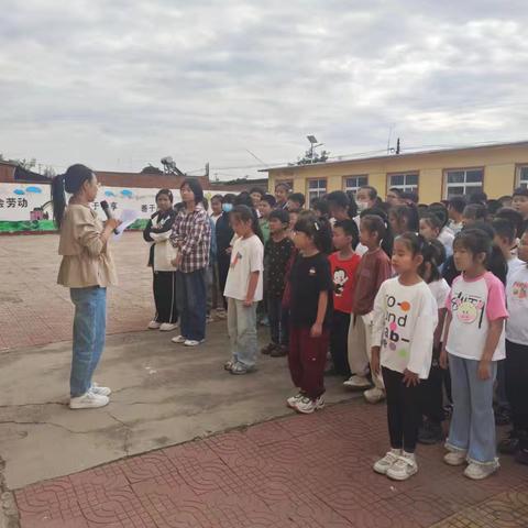 梁泡完全小学9月18日 铭记历史，勿忘国耻！