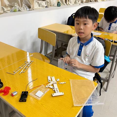 广生态小学周二科学小实验班课后反馈