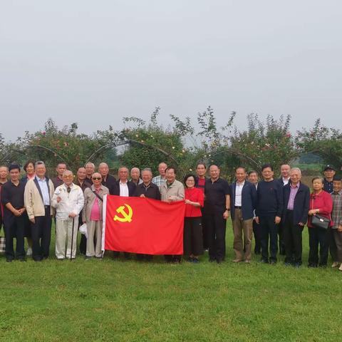 省公安厅退休一支部开展“学习新思想 助力新发展”主题党日活动