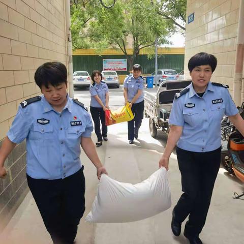武安市公安局妇联开展“执委进万家 巾帼送温暖”活动